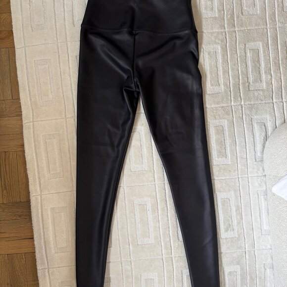 Faux Leather pants - Picture 1 of 3